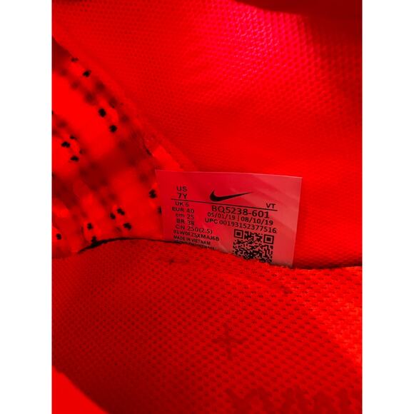 Nike Air VaporMax Flyknit 3 GS “Flash Crimson Black” size 7y/8.5w - Picture 6 of 6